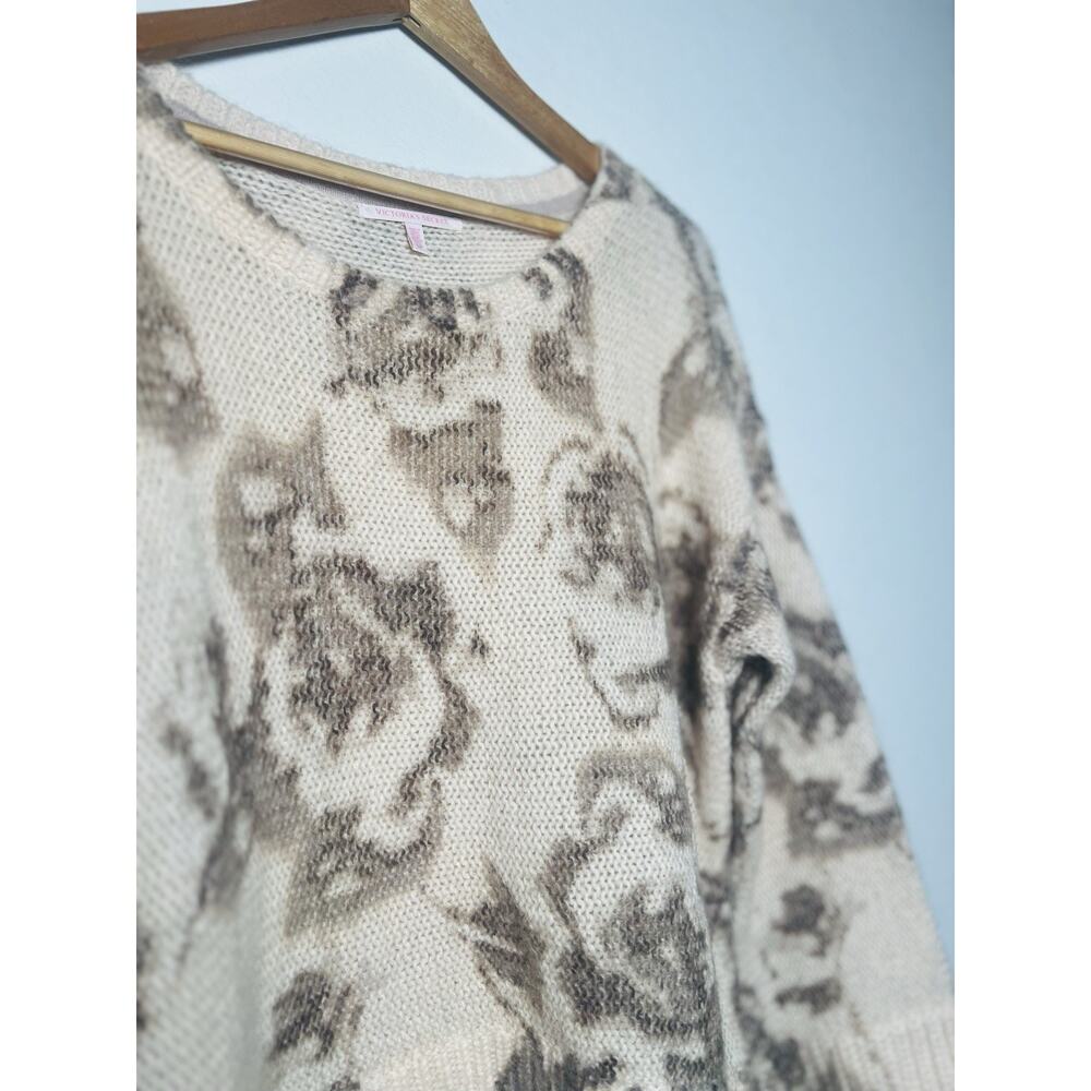 VICTORIA'S SECRET Mohair Wool Blend Floral Oversized Sweater Sz S - Picture 4 of 13